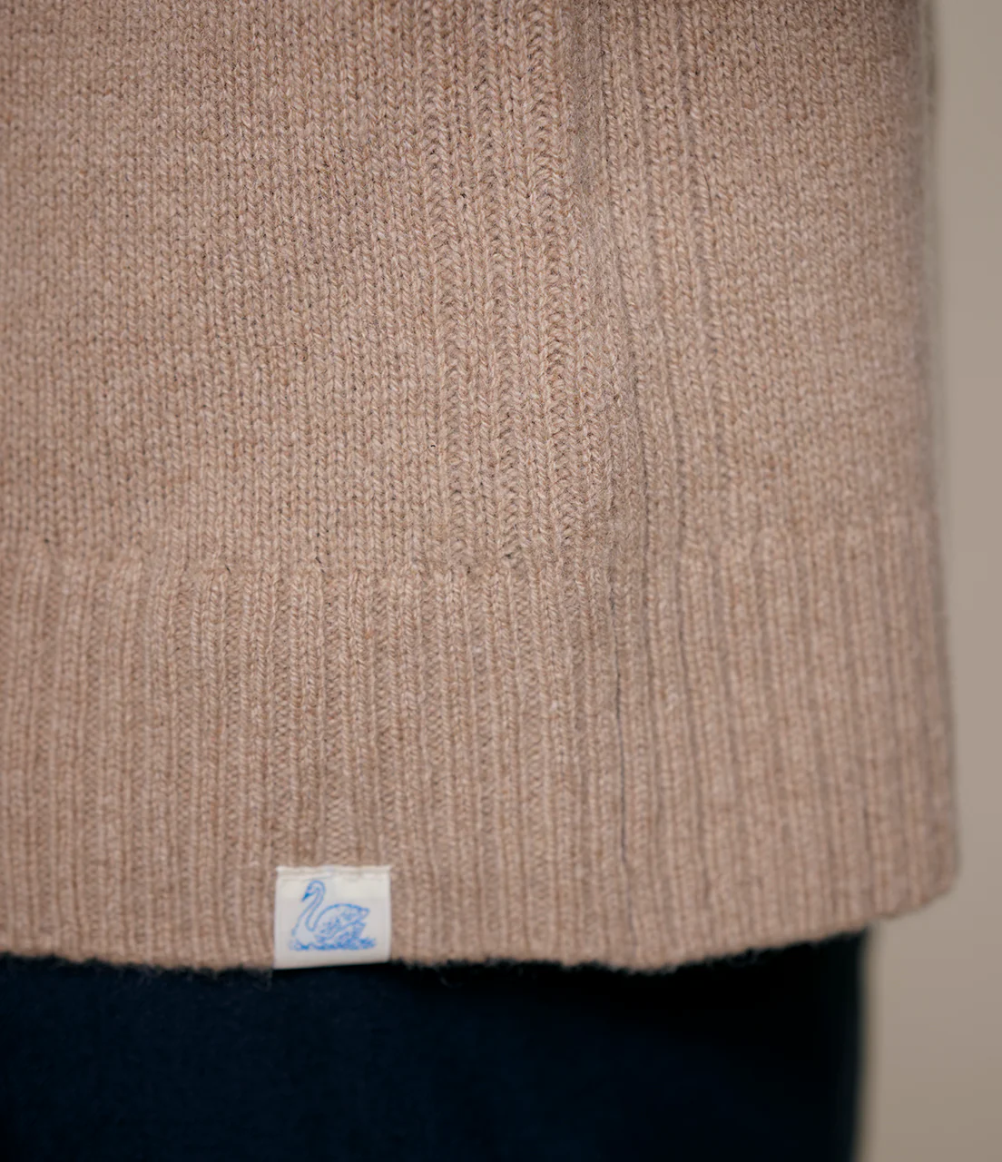Cropped Recycled Cashmere Sweater - Image 4