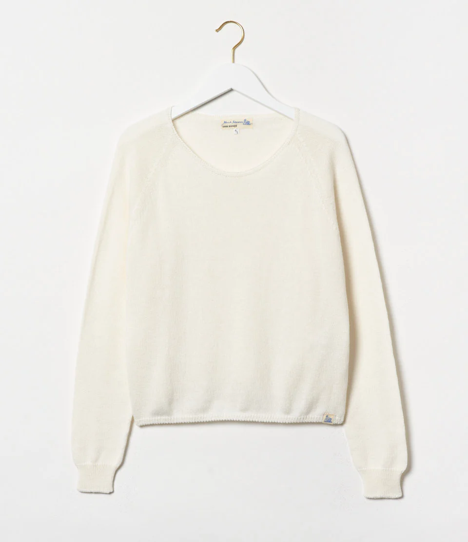 Lightweight Cotton-Cashmere Raglan Sweater